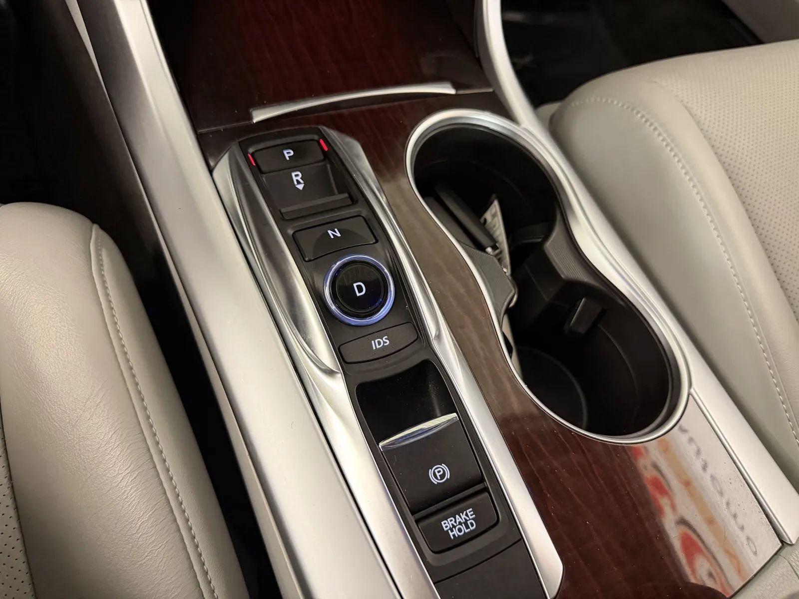 Used 2015 Acura TLX w/ Advance Package FWD image 28