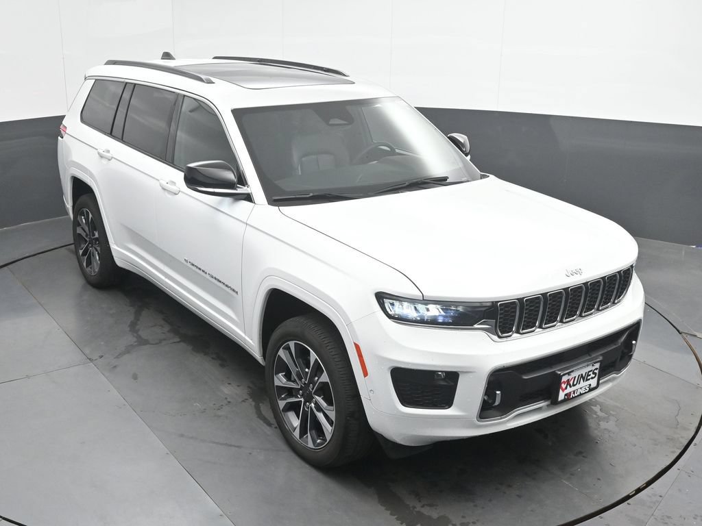 Used 2024 Jeep Grand Cherokee L Overland w/ Trailer Tow Package AWD/4WD image 37