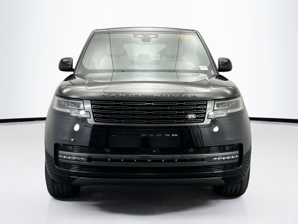 New 2026 Land Rover Range Rover SE image 2