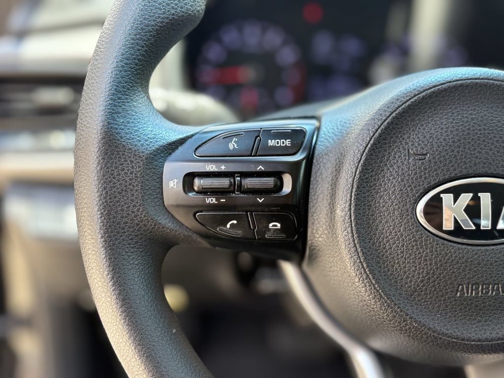 Used 2019 Kia Rio S FWD image 16