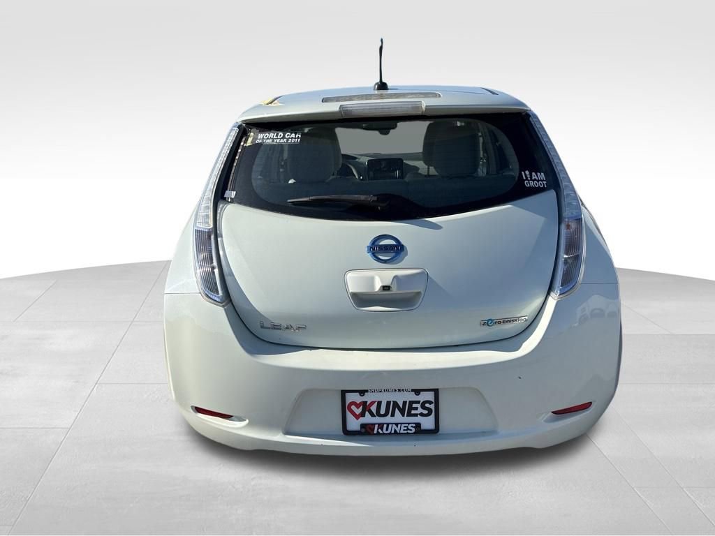 Used 2011 Nissan Leaf SL FWD image 8