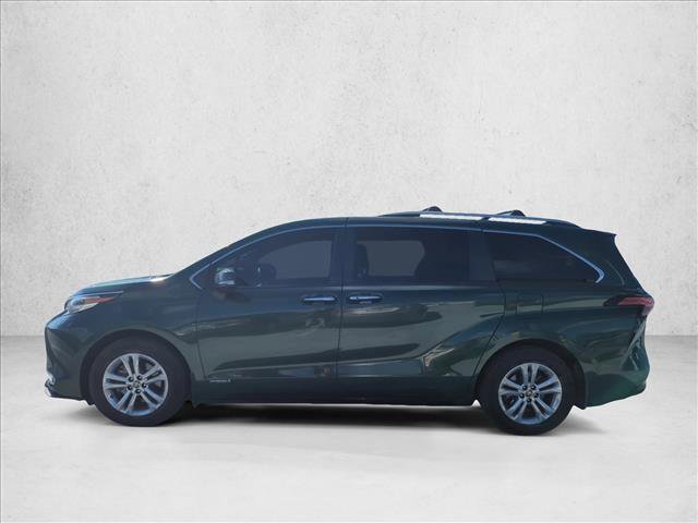 Used 2021 Toyota Sienna Platinum image 8