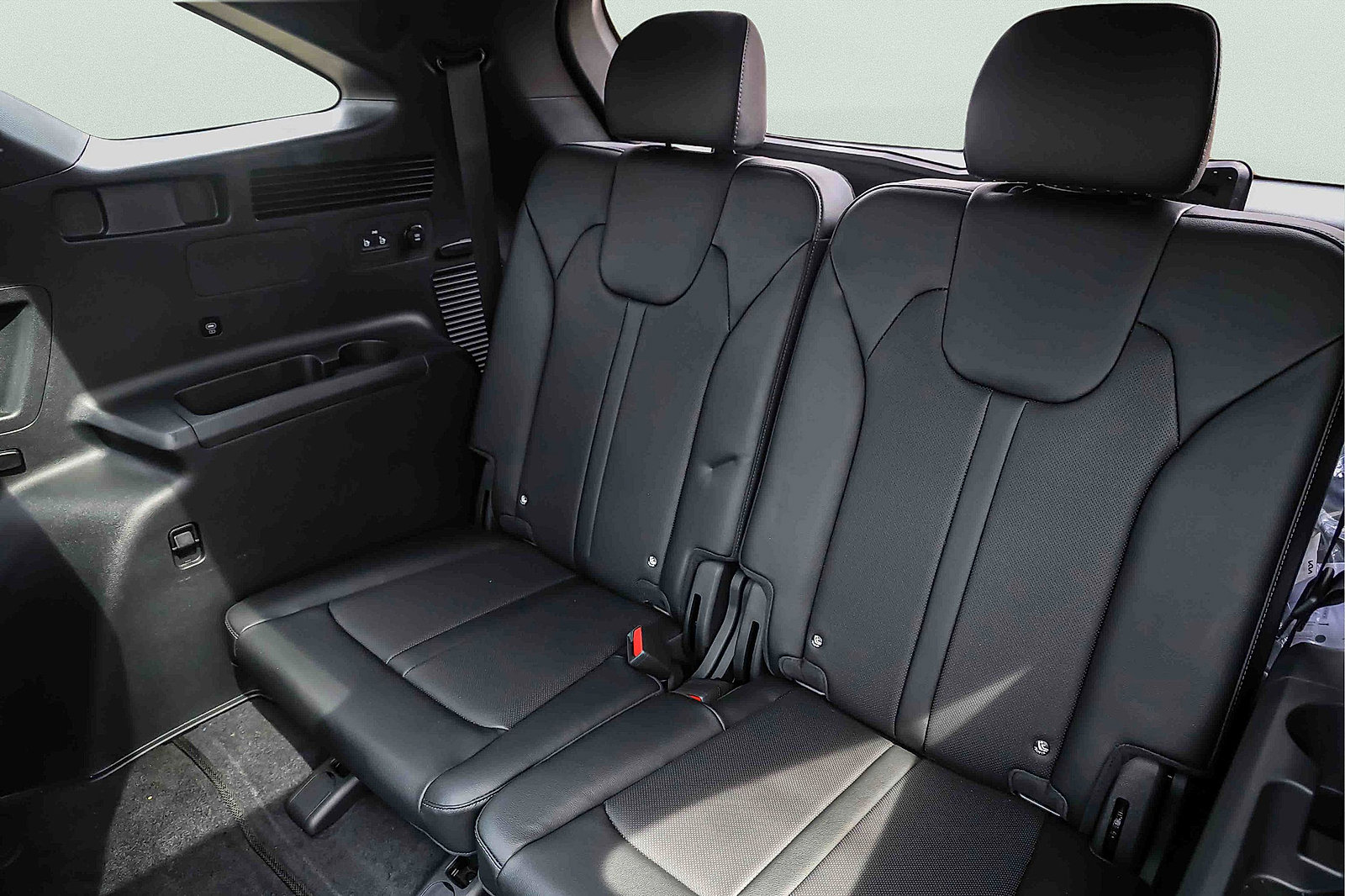 Certified 2026 Kia Sorento SX Prestige AWD/4WD image 17