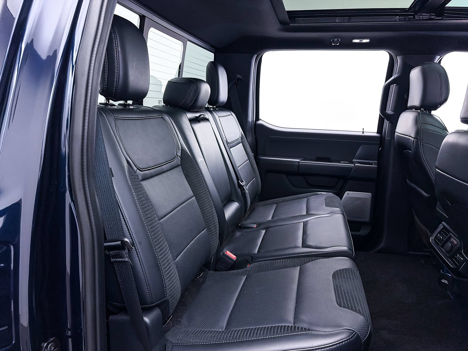Used 2023 Ford F150 Raptor AWD/4WD image 42