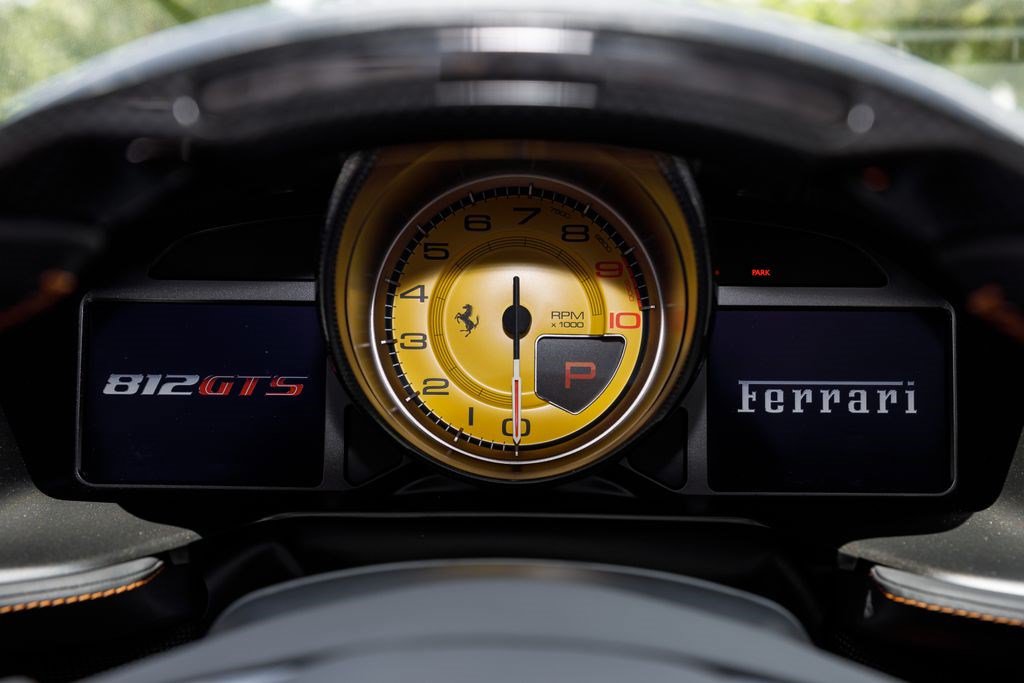 Used 2023 Ferrari 812 GTS RWD image 33