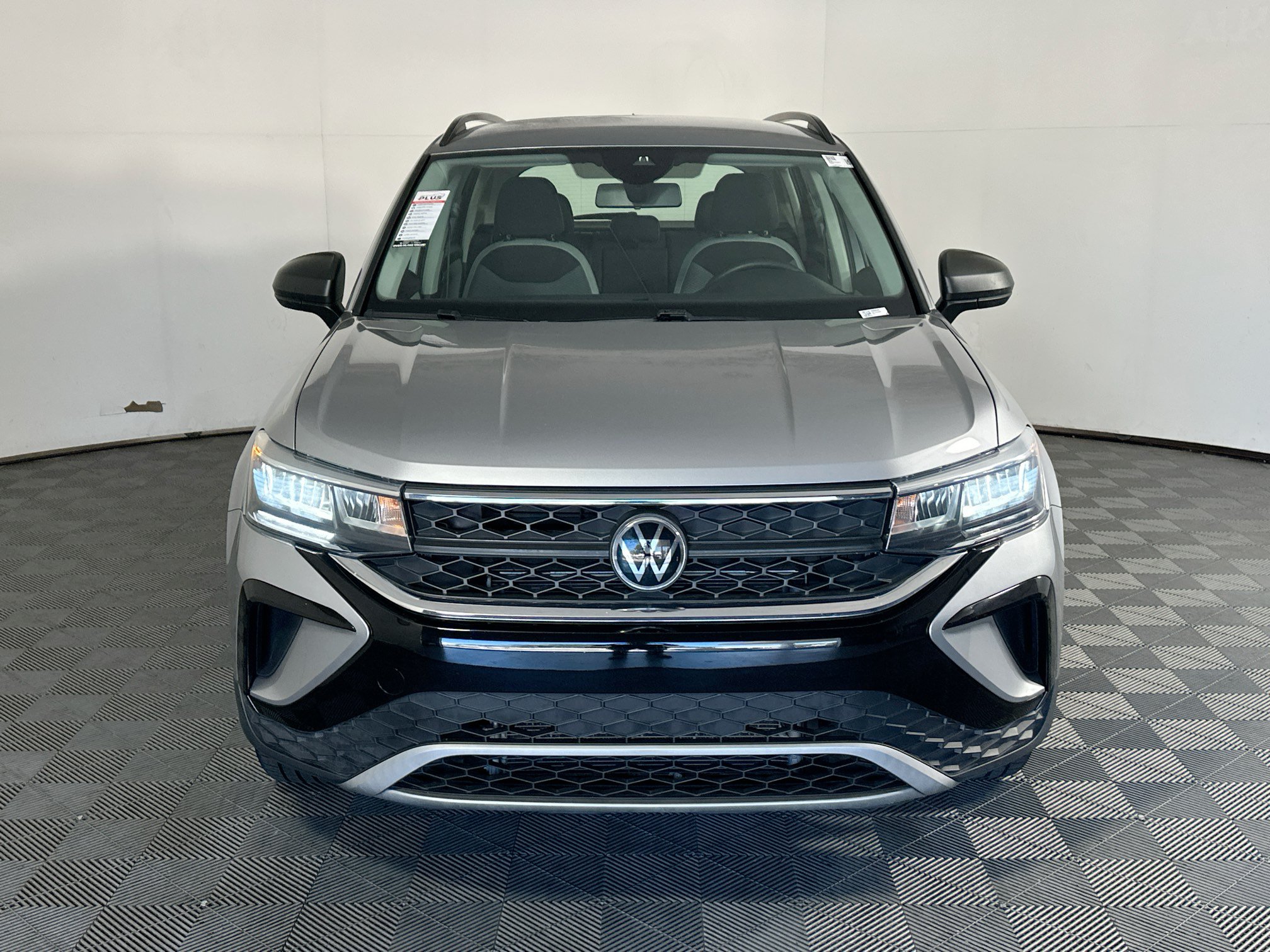 Used 2022 Volkswagen Taos S w/ IQ Drive S Package AWD/4WD image 8