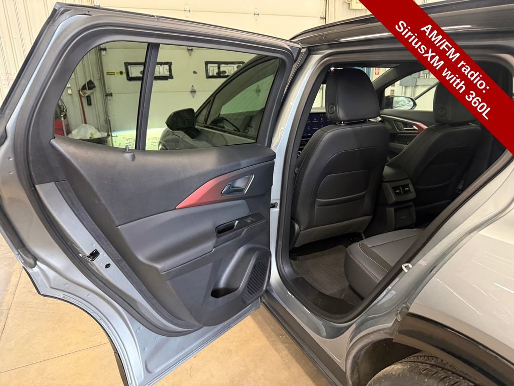 Used 2024 Chevrolet Equinox EV RS w/ LPO, Trailering Package FWD image 34