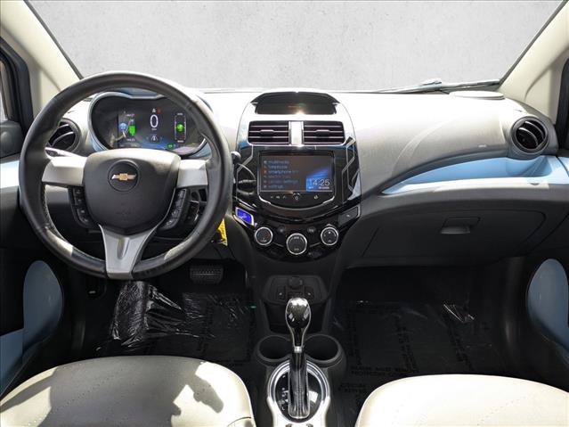 Used 2014 Chevrolet Spark LT FWD image 15