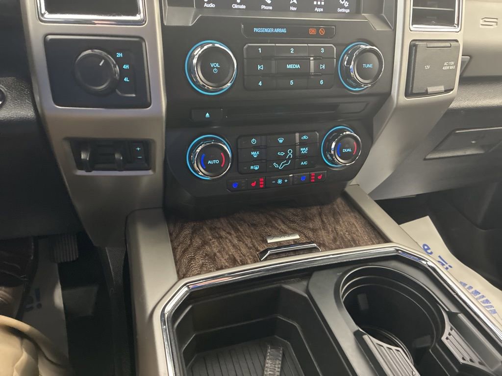 Used 2018 Ford F350 Lariat w/ Lariat Ultimate Package AWD/4WD image 51