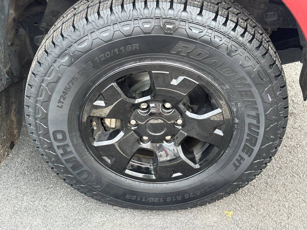Used 2014 Toyota Tacoma PreRunner w/ SR5 Package RWD image 17