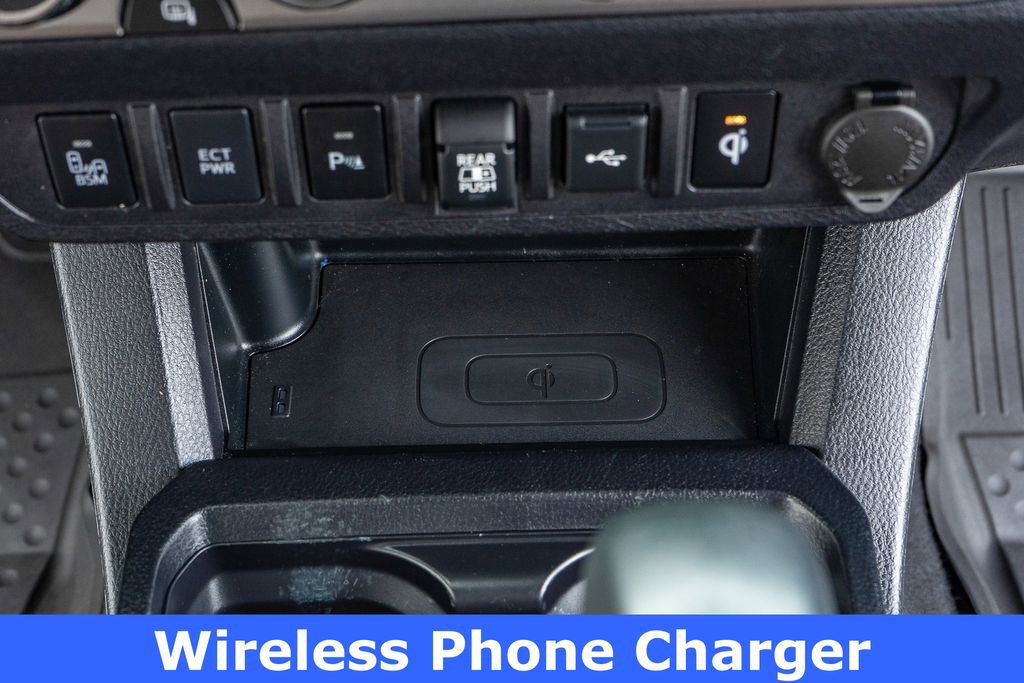 Used 2021 Toyota Tacoma Limited image 7