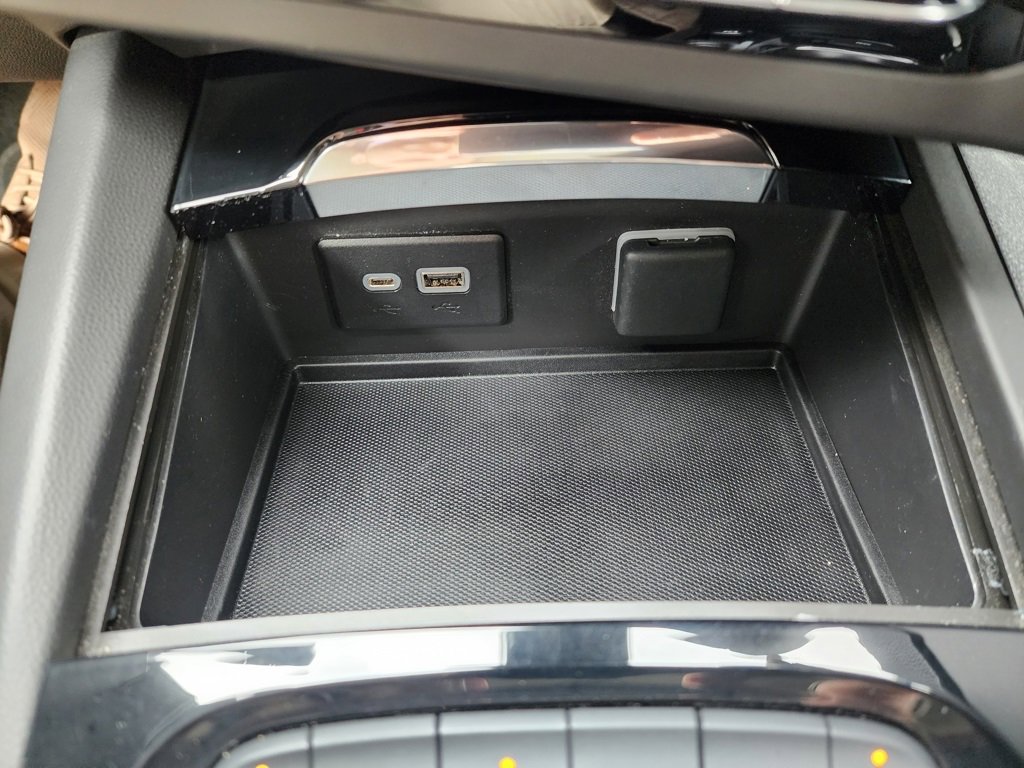 Used 2023 Buick Envision Preferred w/ Sport Touring Package image 40