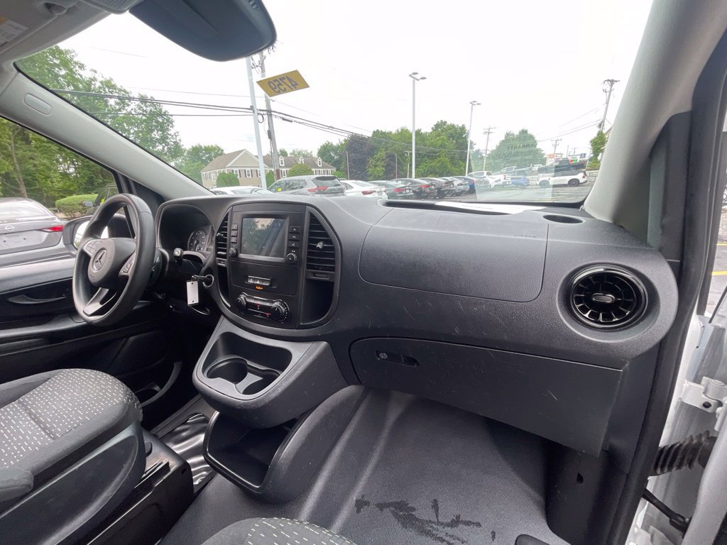 Used 2023 Mercedes-Benz Metris image 16