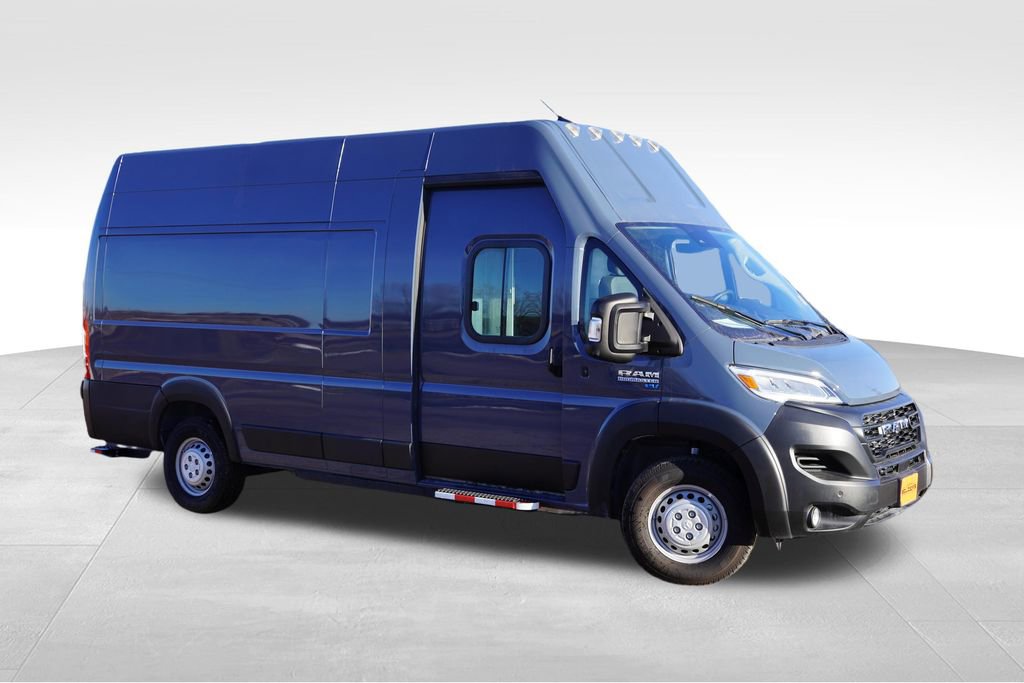 Used 2024 RAM ProMaster 3500 image 3