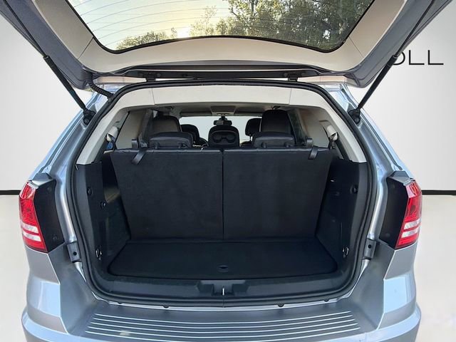 Used 2018 Dodge Journey SE image 12