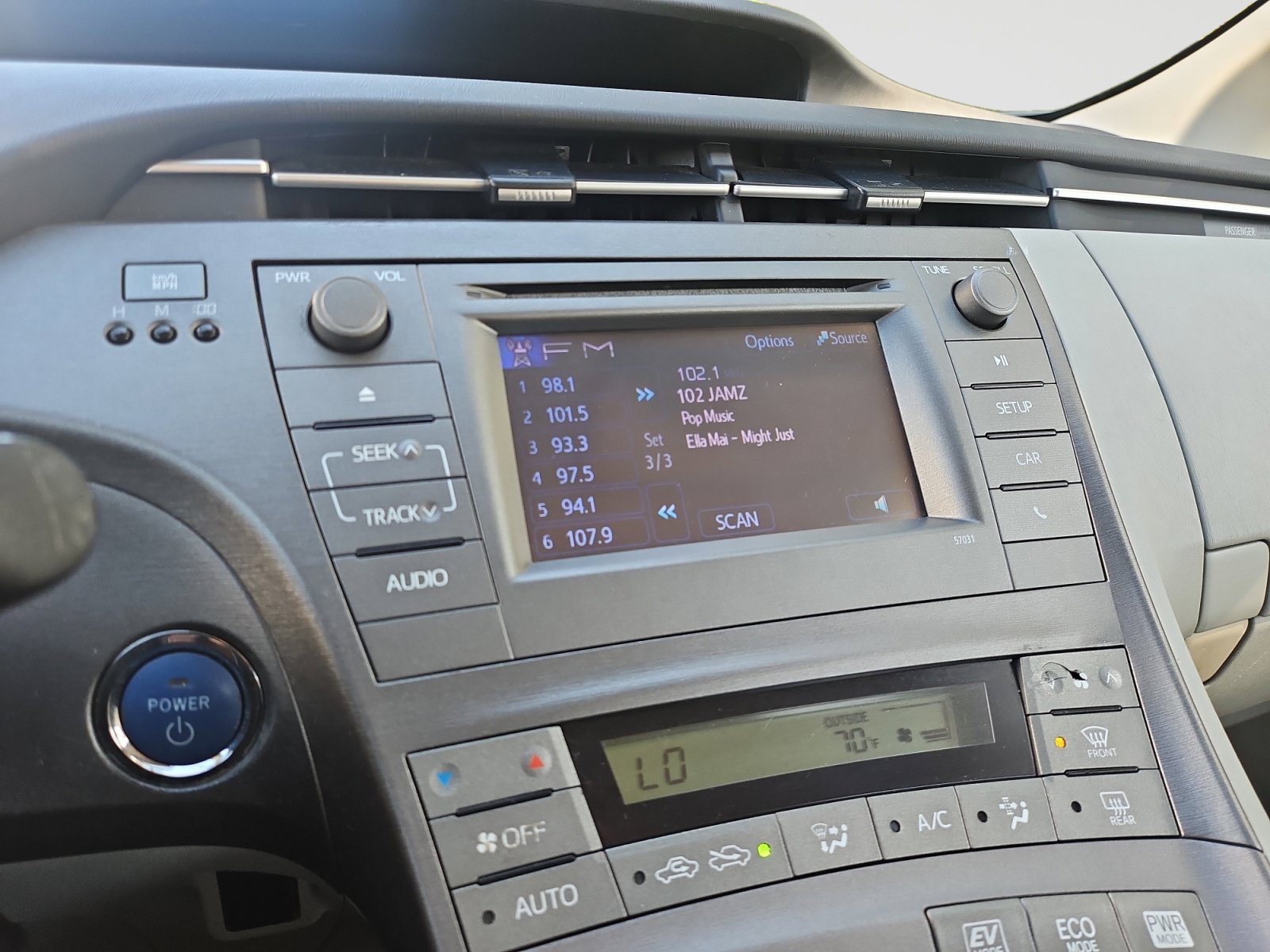 Used 2012 Toyota Prius Two FWD image 24