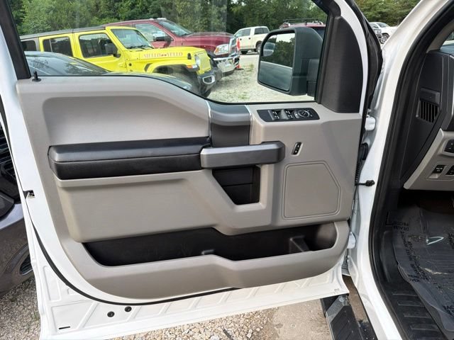 Used 2019 Ford F150 XLT w/ Equipment Group 302A Luxury AWD/4WD image 19
