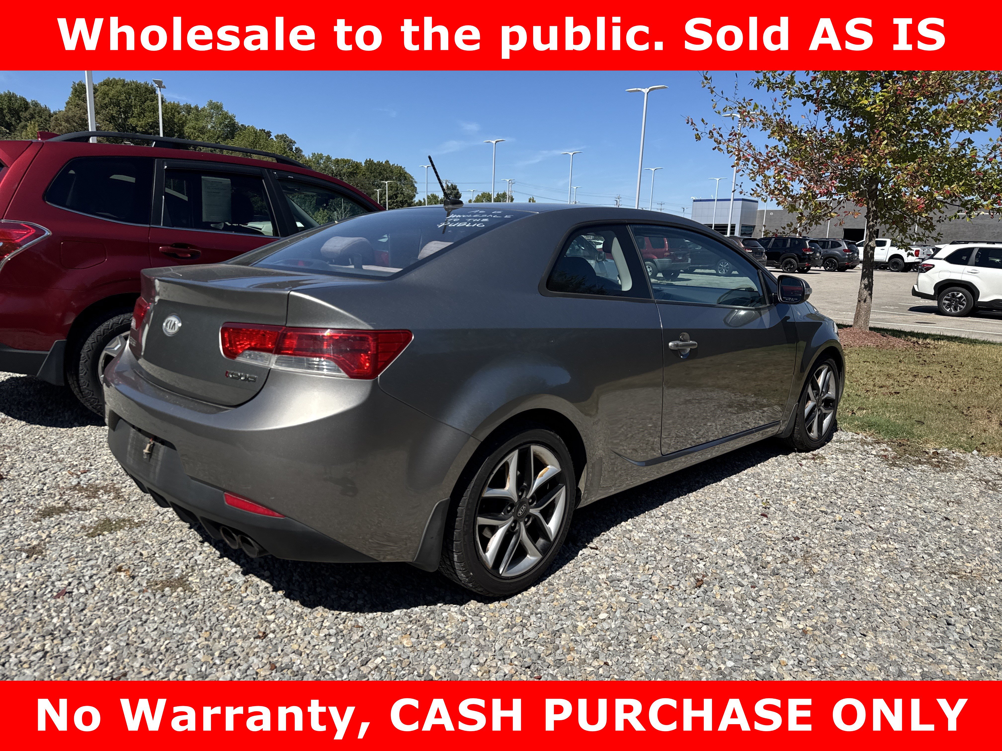 Used 2010 Kia Forte Koup SX FWD image 3
