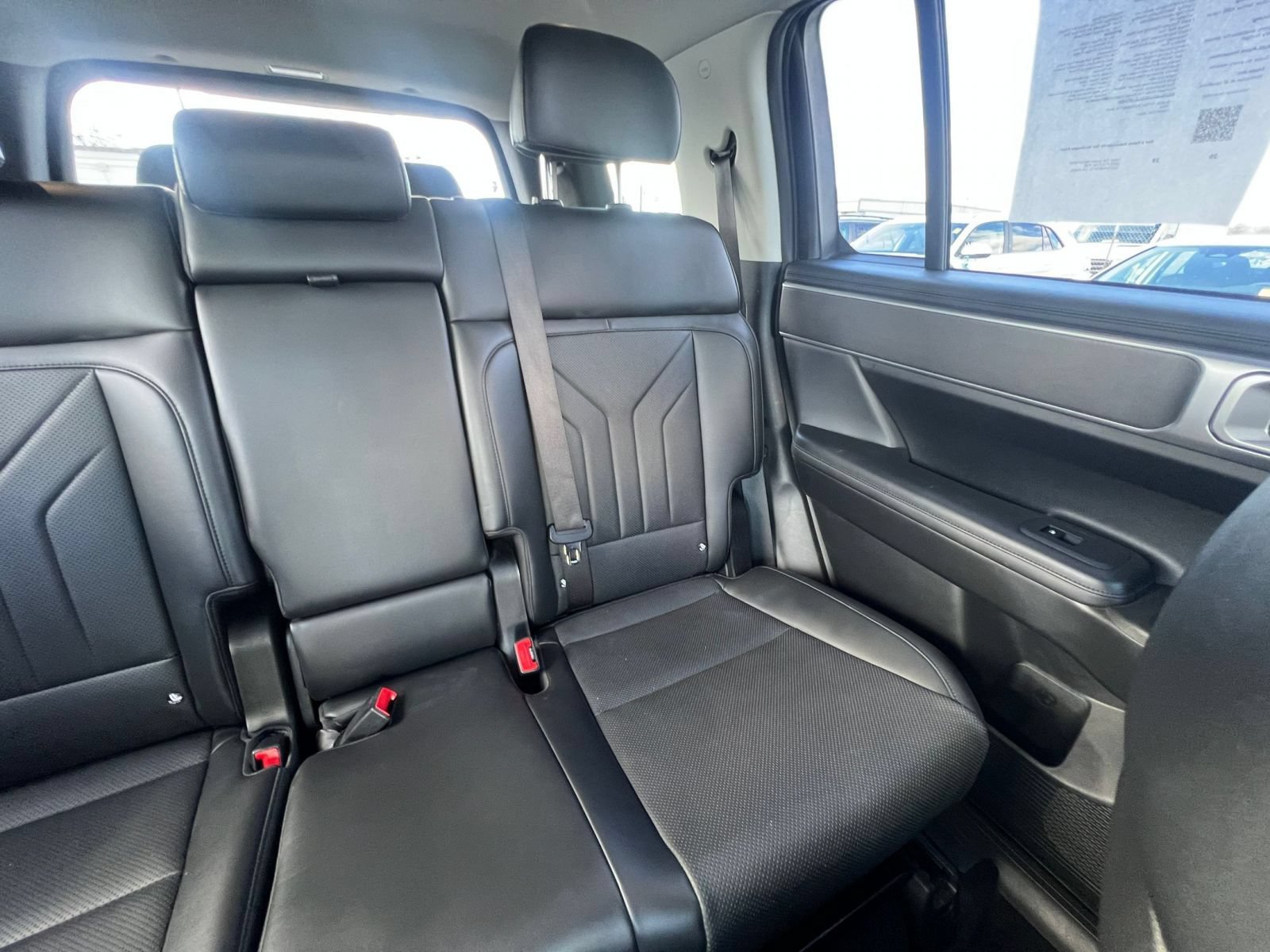 Used 2025 Hyundai Santa Fe SEL AWD/4WD image 40