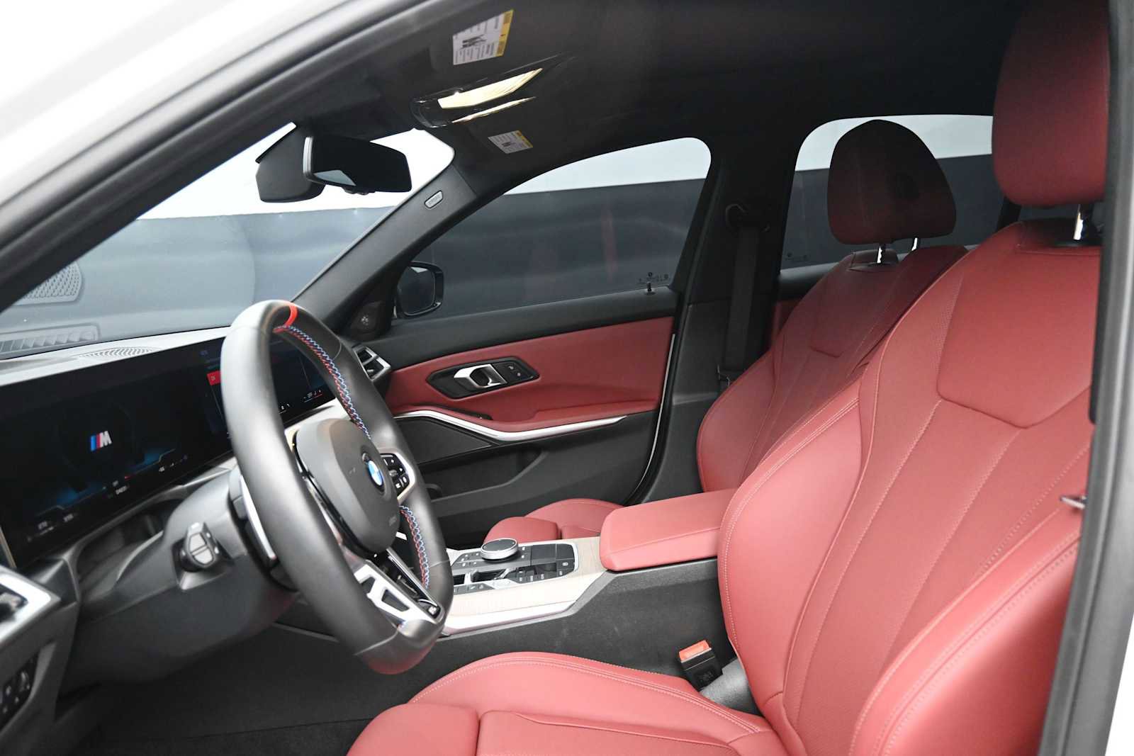 Used 2025 BMW M340i w/ Premium Package RWD image 10