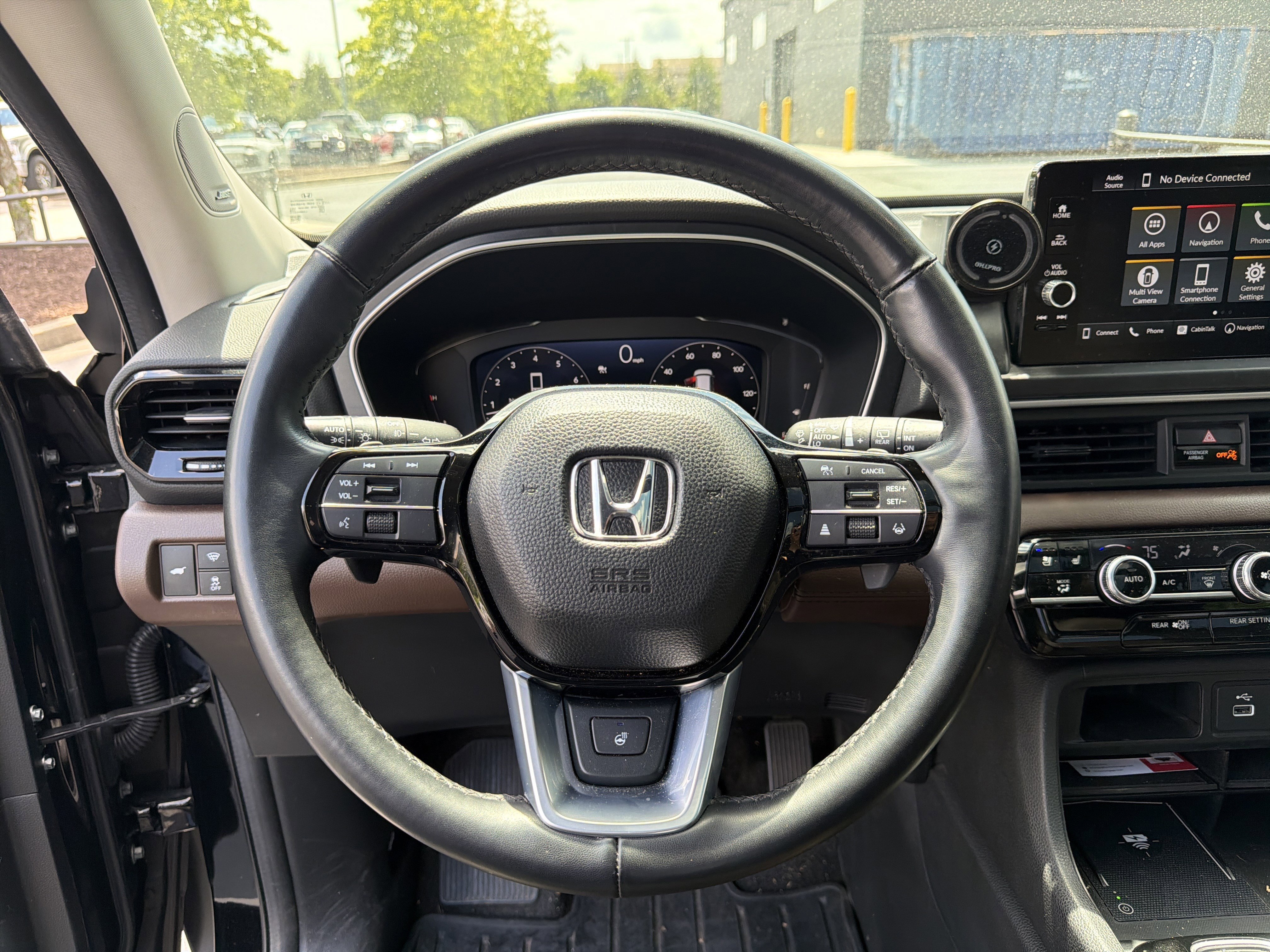 Used 2024 Honda Pilot Elite image 18