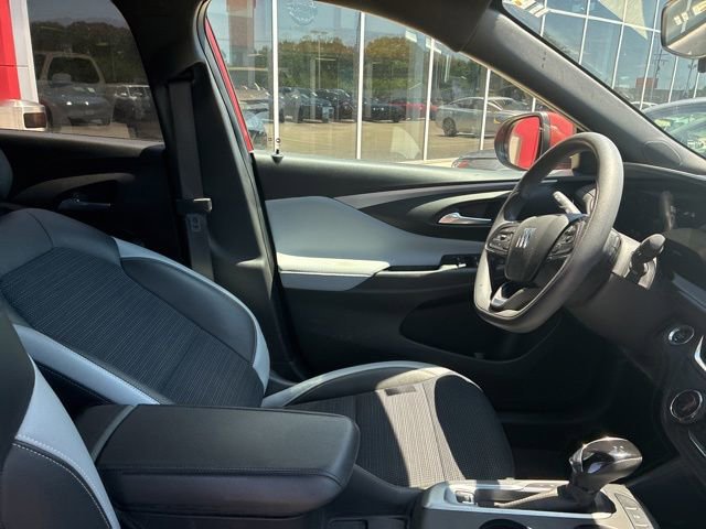 Used 2024 Buick Envista Preferred FWD image 10