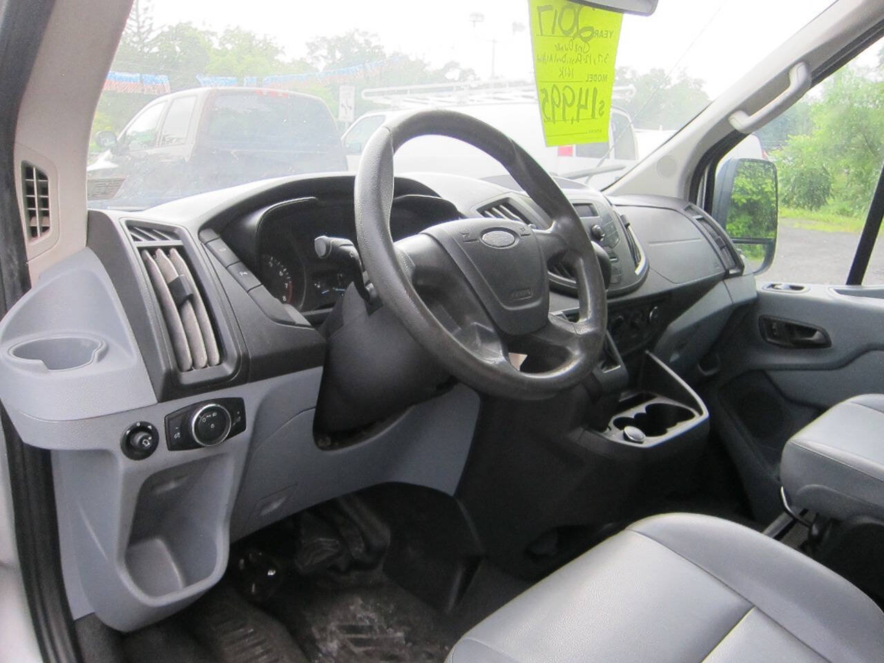 Used 2017 Ford Transit 350 XL RWD image 7