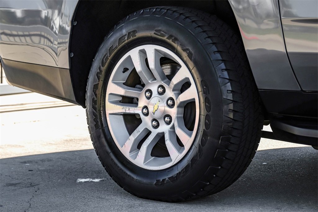 Used 2021 Chevrolet Suburban Premier w/ Premium Package image 62