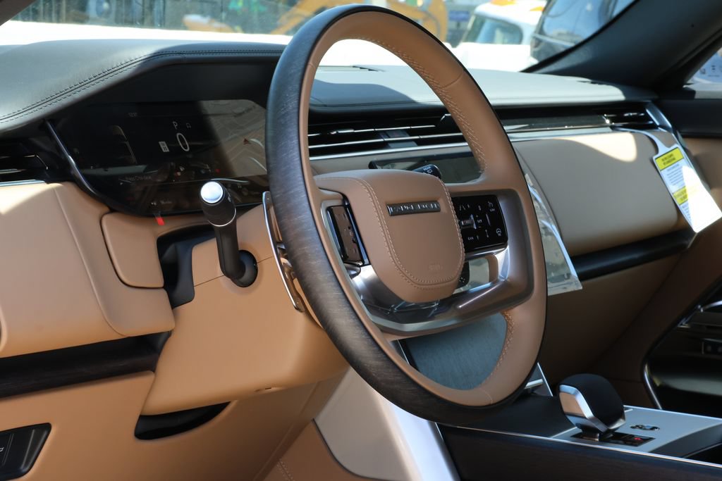 New 2026 Land Rover Range Rover SE AWD/4WD image 14