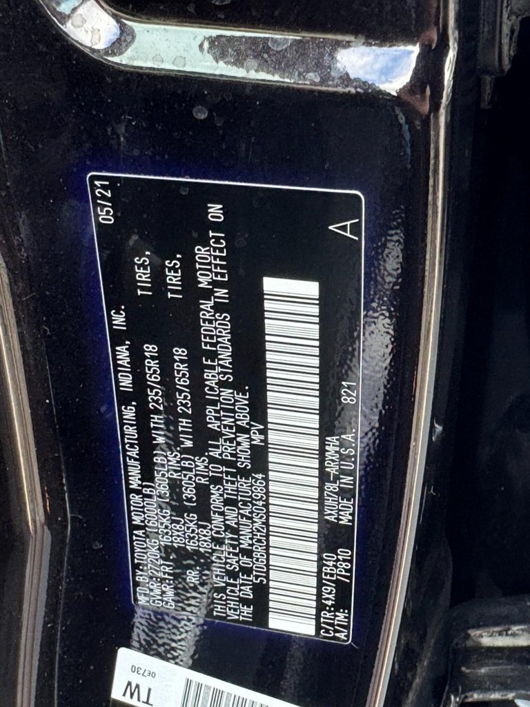 Used 2021 Toyota Highlander XLE AWD/4WD image 33