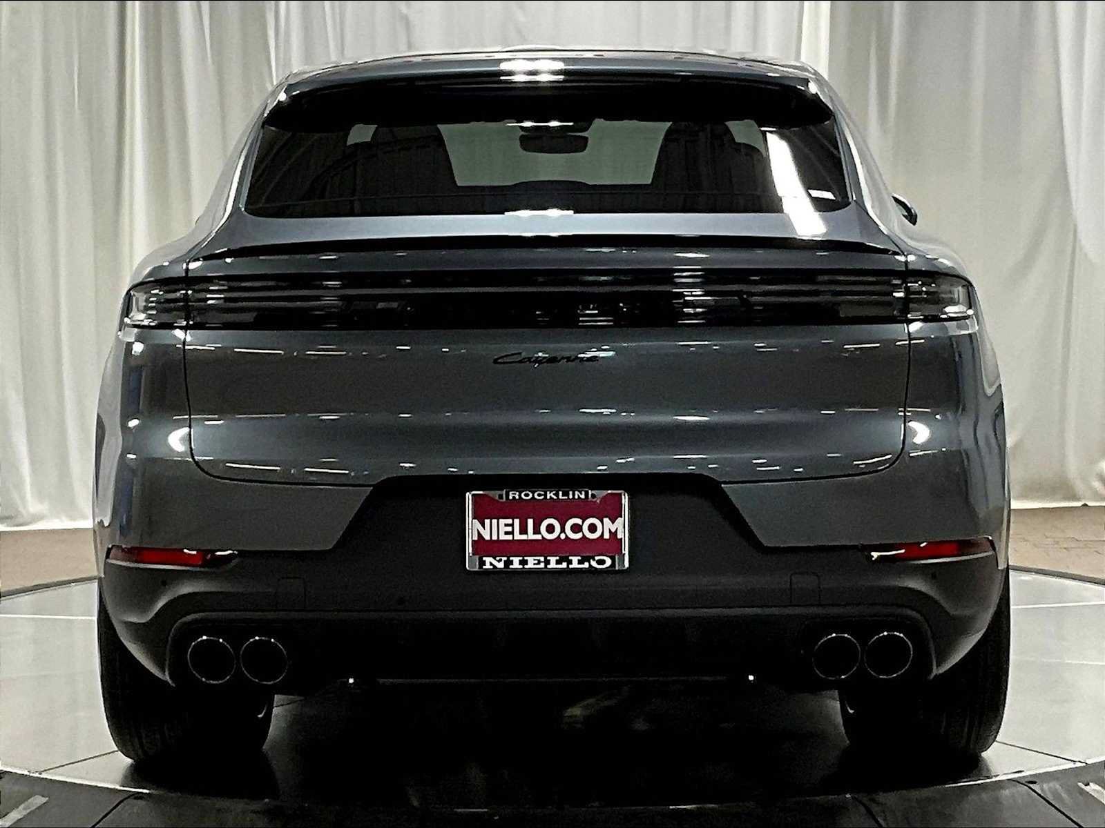 New 2026 Porsche Cayenne Coupe AWD/4WD image 6