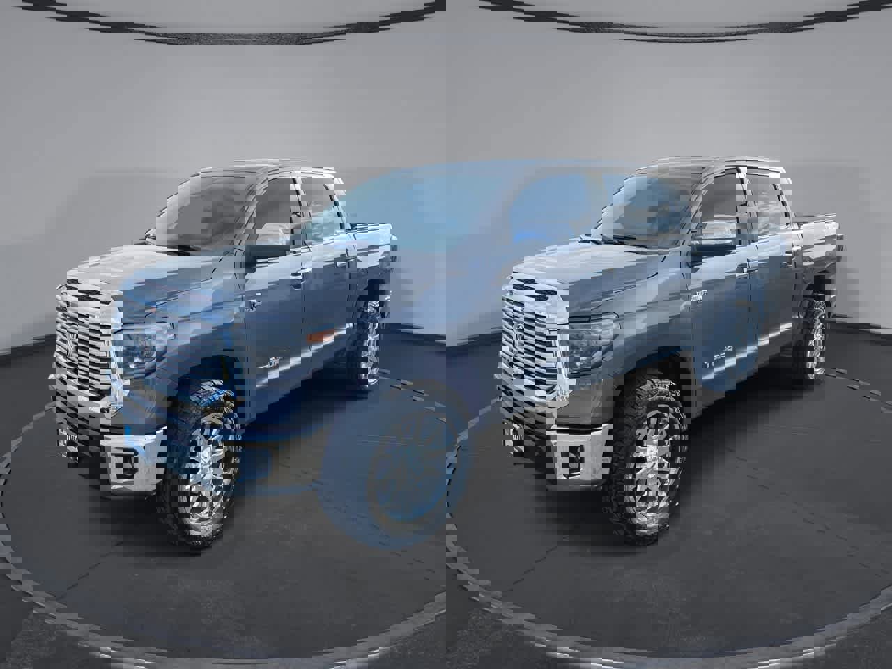 Used 2017 Toyota Tundra Limited w/ Limited Premium Package