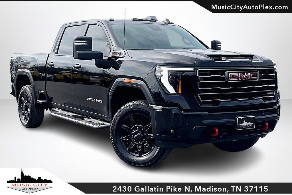 Used 2025 GMC Sierra 2500 AT4 w/ Technology Package AWD/4WD image 1