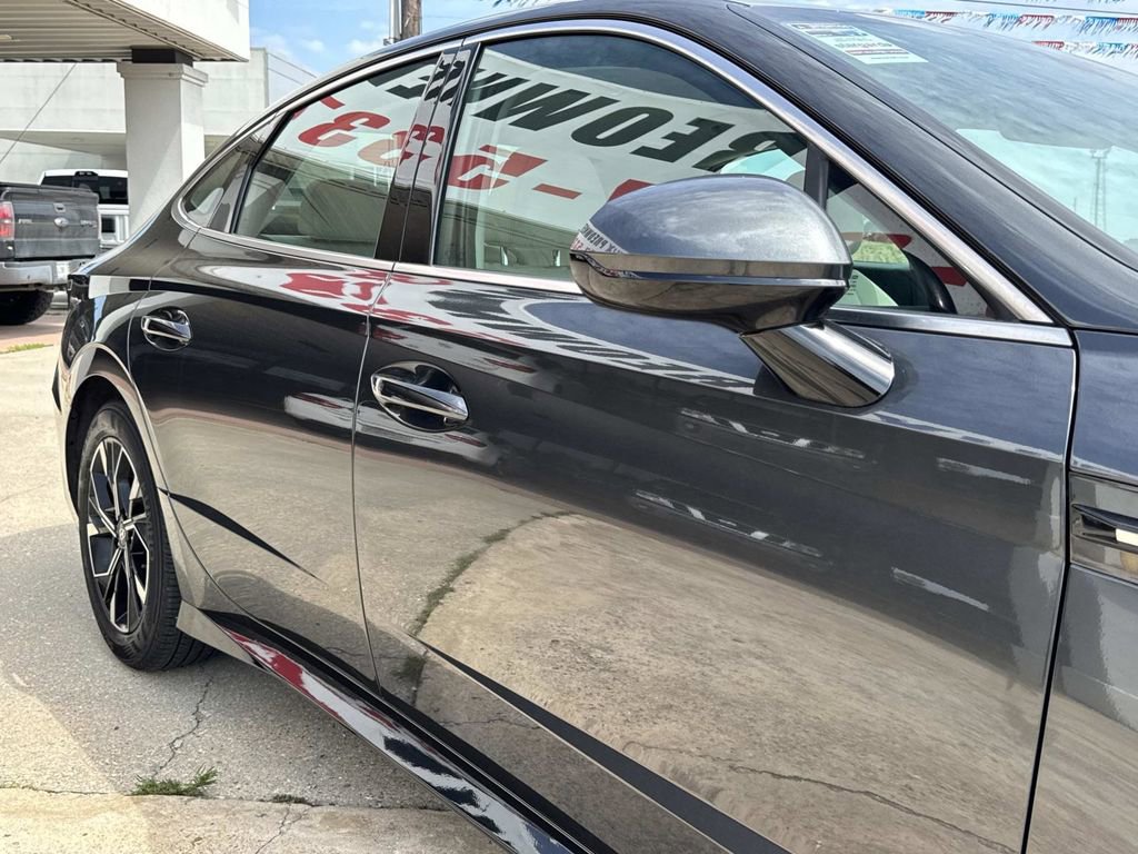 Used 2025 Hyundai Sonata SEL FWD image 16