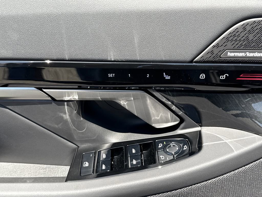 New 2026 BMW 530i w/ M Sport Package image 23