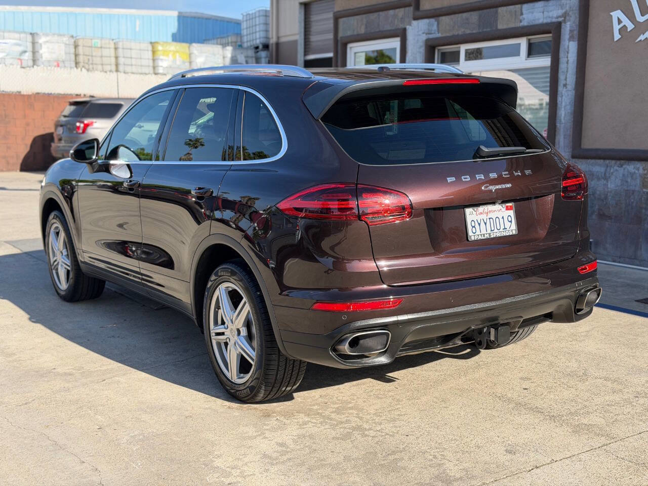 Used 2016 Porsche Cayenne image 8