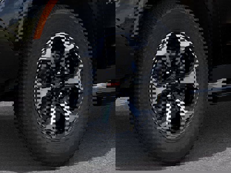 New 2026 GMC Yukon AT4 Ultimate w/ LPO, Floor Liner Package image 9