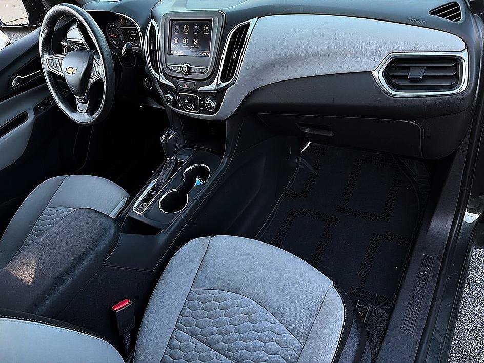 Used 2020 Chevrolet Equinox LS w/ LS Convenience Package FWD image 24