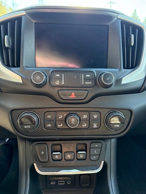 Used 2019 GMC Terrain SLT w/ Preferred Package AWD/4WD image 8