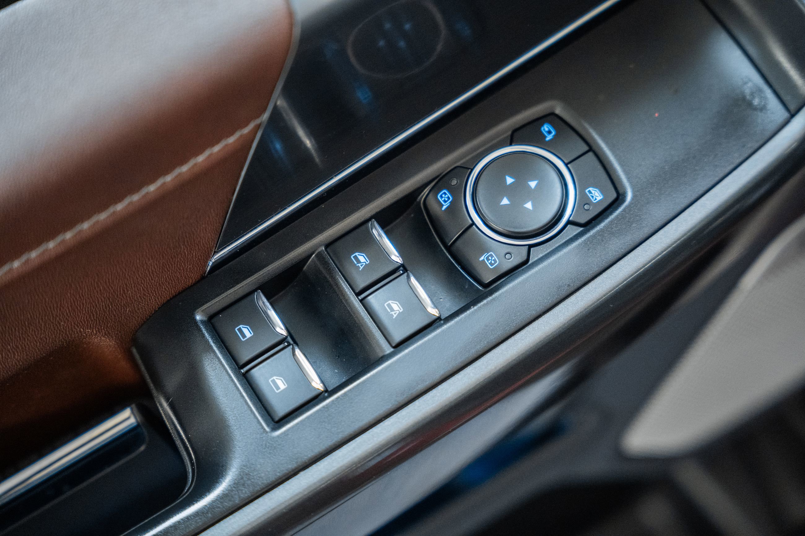 Certified 2023 Ford F150 Lariat w/ Equipment Group 502A High image 46