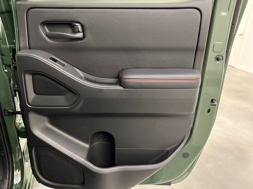 Used 2026 Nissan Frontier PRO-4X w/ Pro-4x Convenience Package image 24