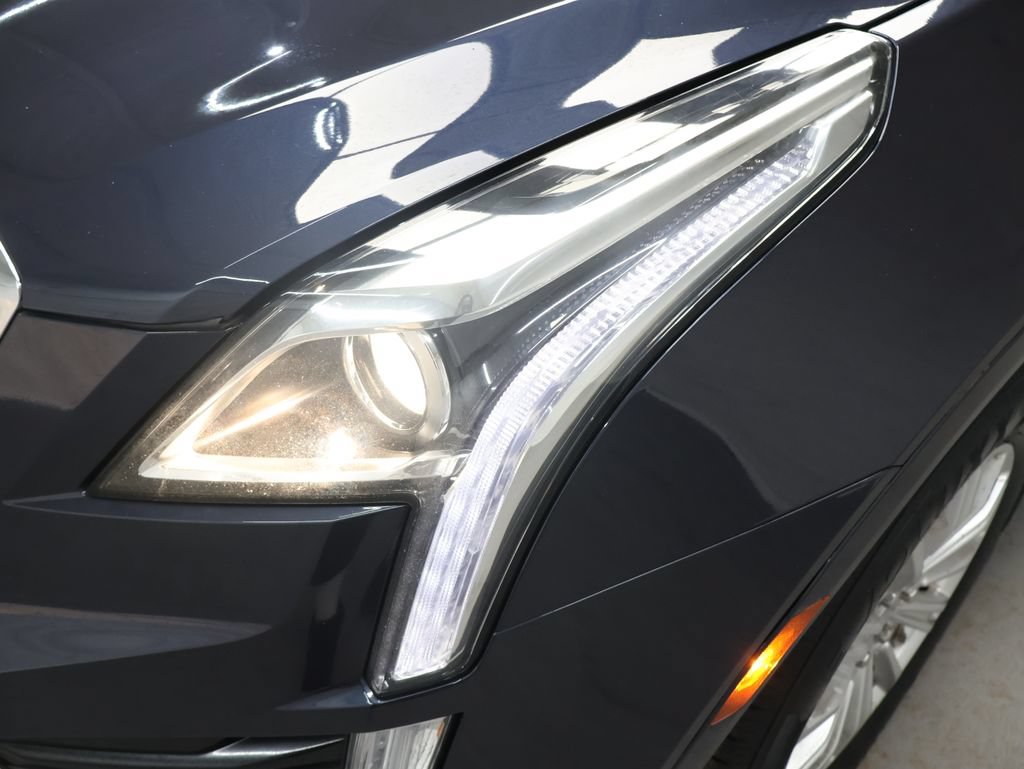 Used 2018 Cadillac XT5 FWD image 29