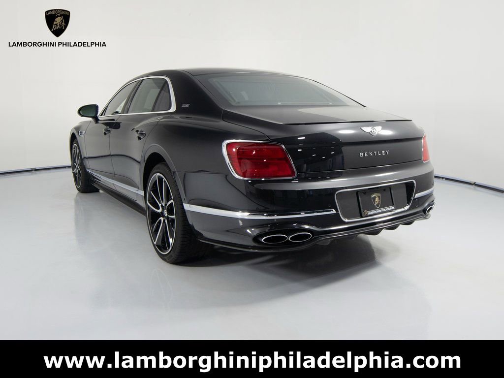 Used 2024 Bentley Flying Spur V8 AWD/4WD image 7