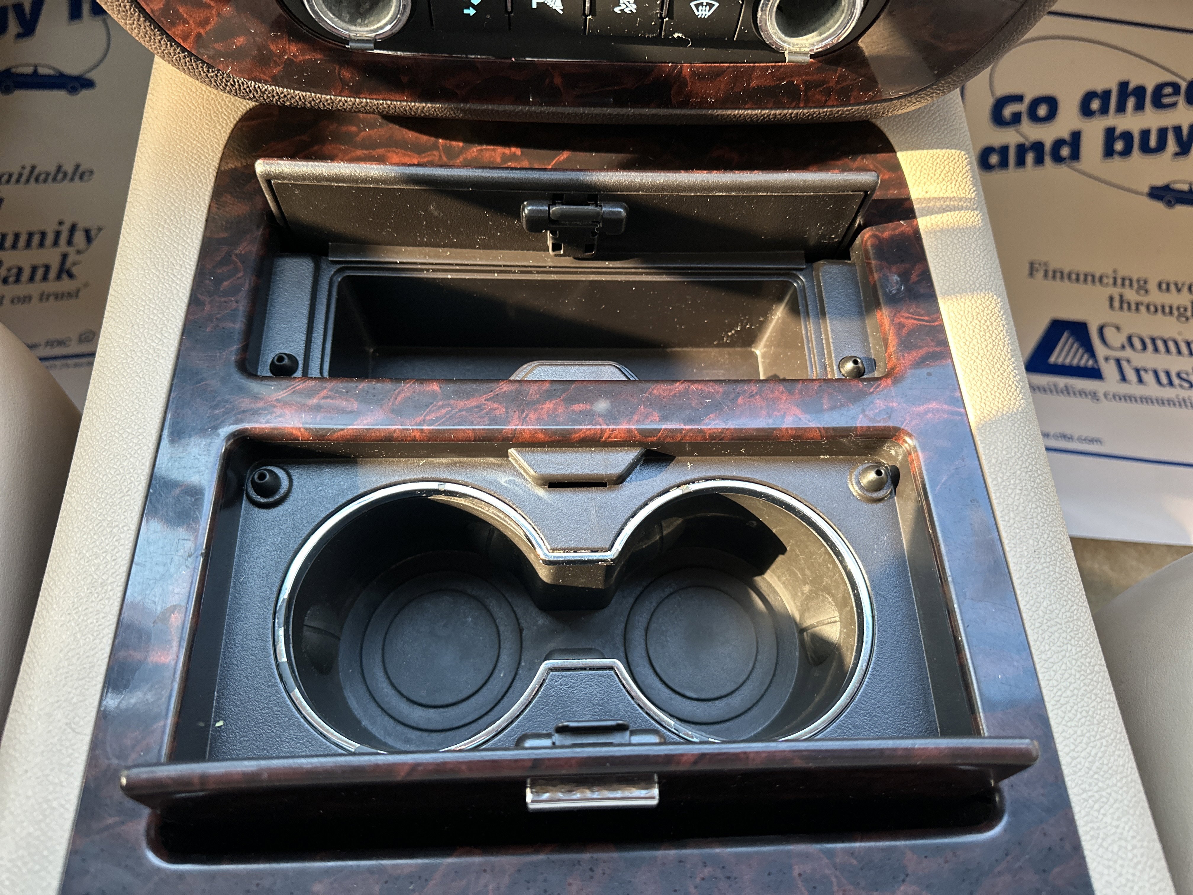 Used 2007 GMC Yukon Denali image 29