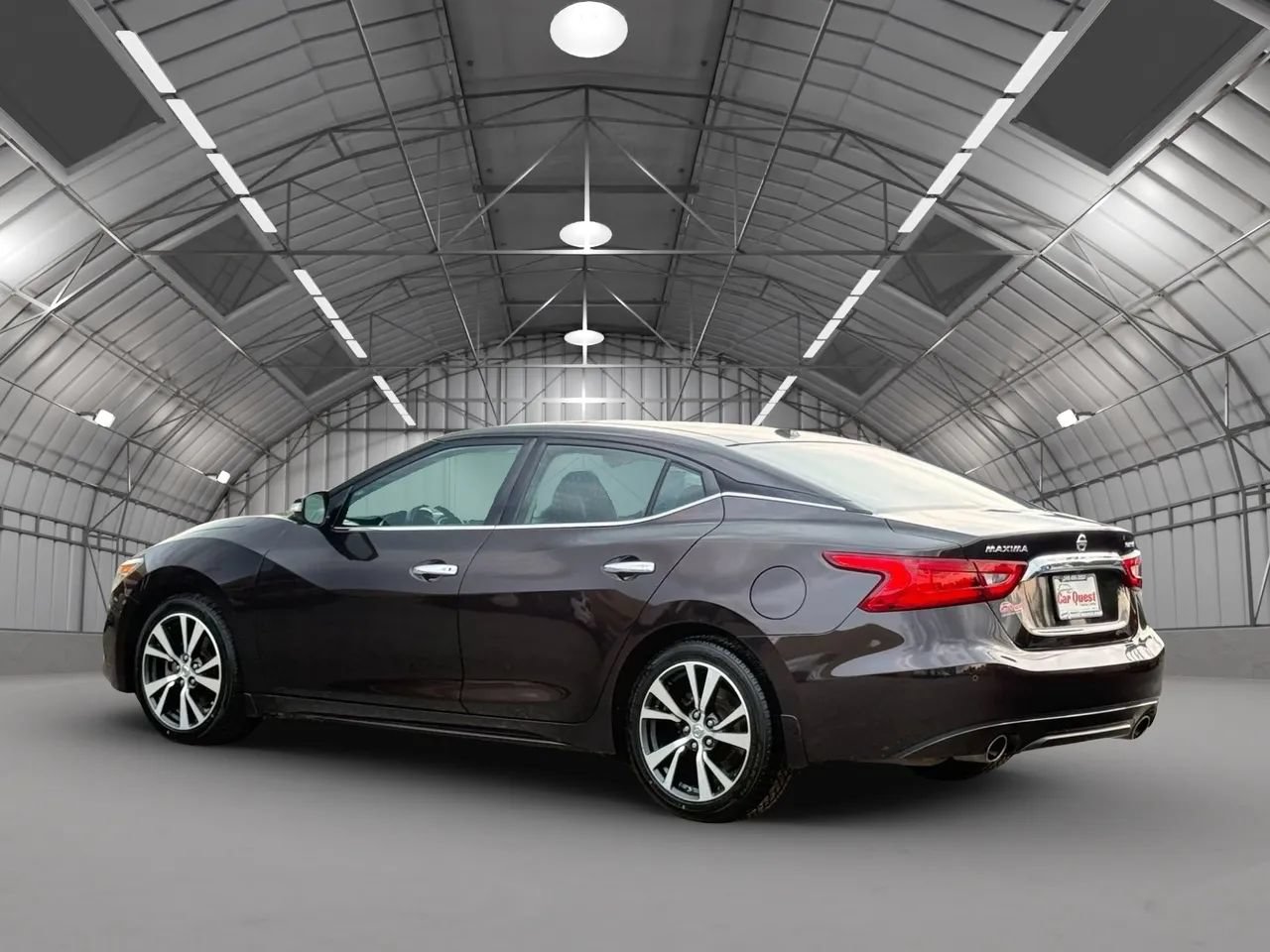 Used 2017 Nissan Maxima Platinum w/ Interior Lighting Package FWD image 5