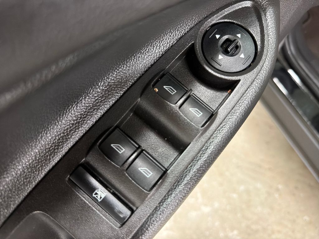Used 2016 Ford Escape S FWD image 16