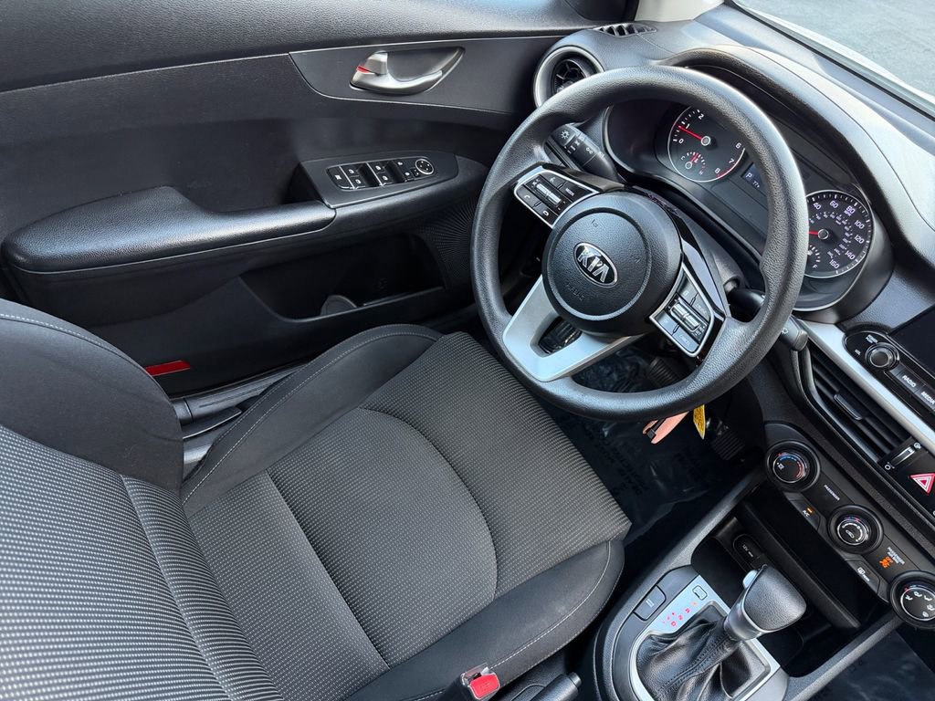 Used 2021 Kia Forte LXS image 23