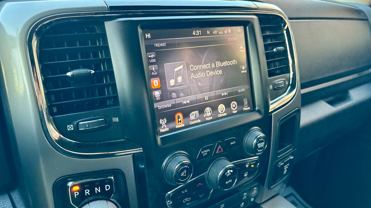 Used 2015 RAM 1500 Sport w/ Convenience Group image 22