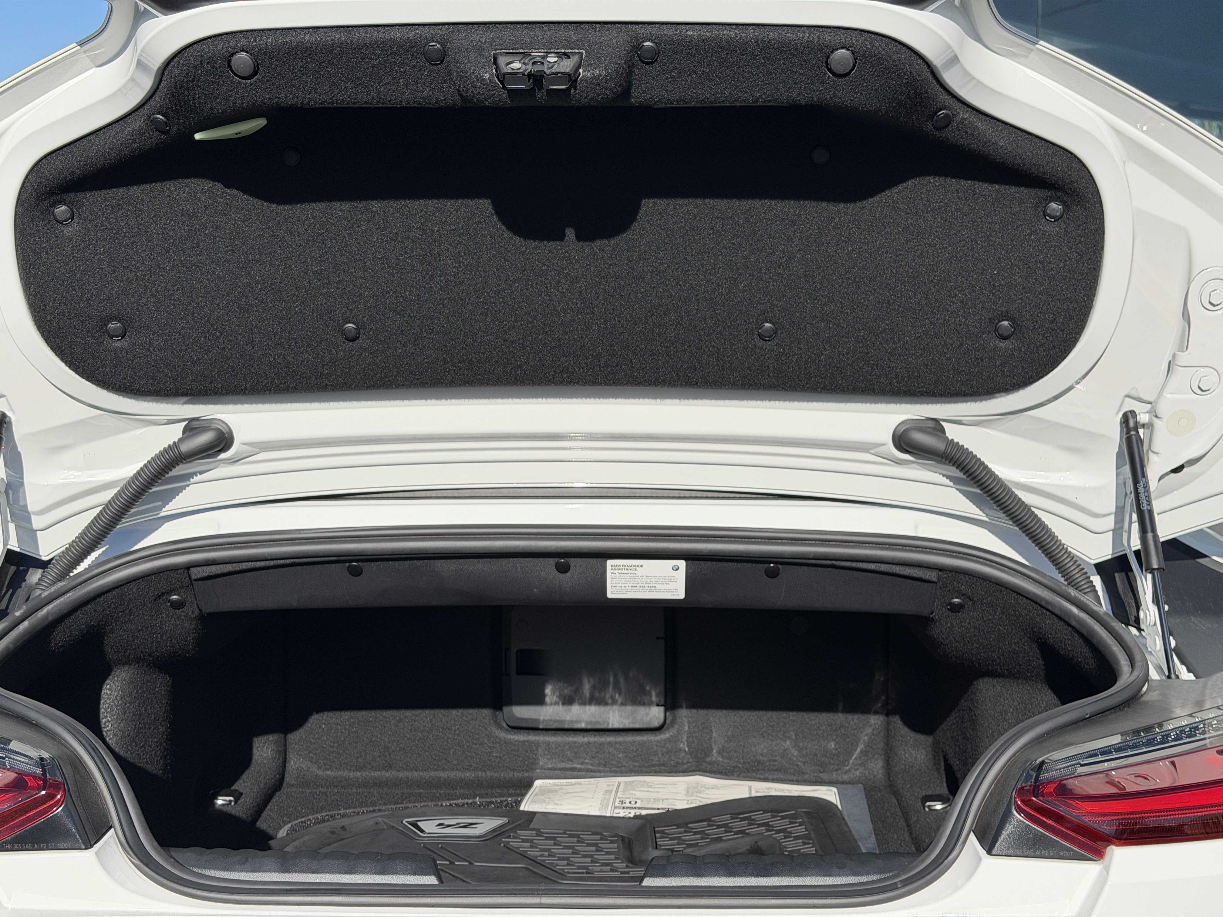 Used 2023 BMW Z4 sDrive30i w/ Driving Assistance Package image 15