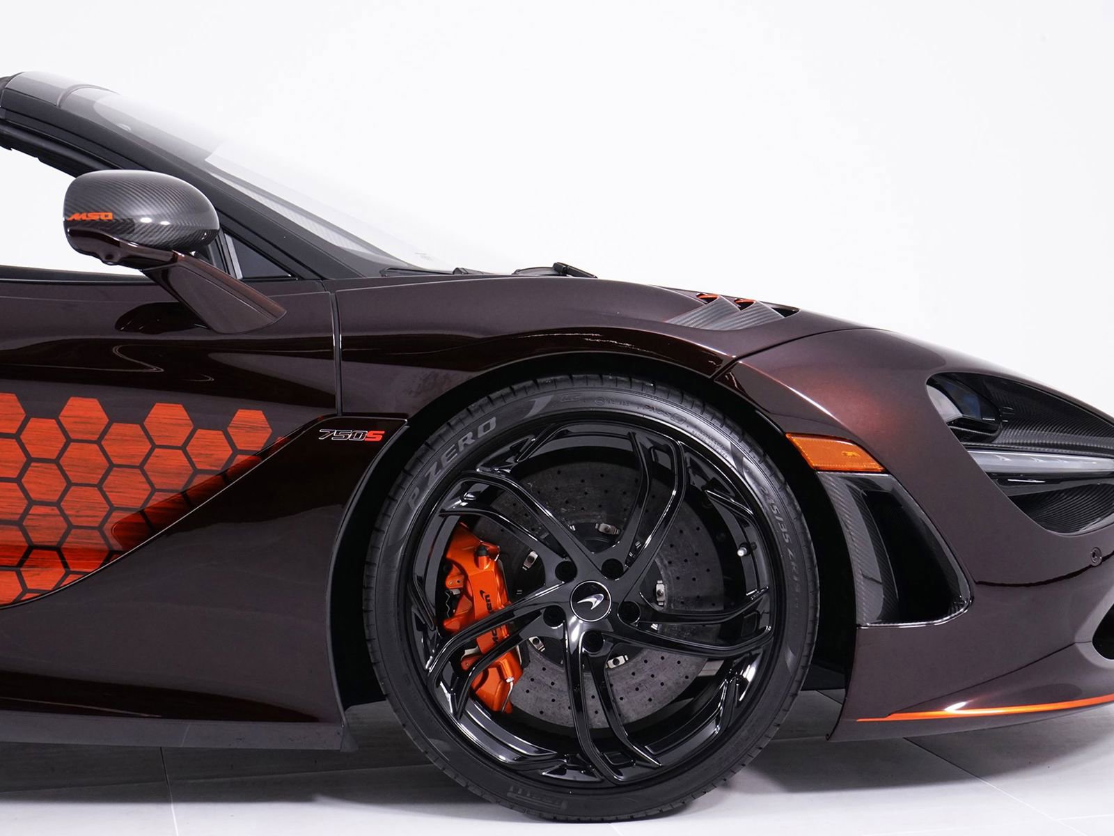 Used 2024 McLaren 750S Spider image 16